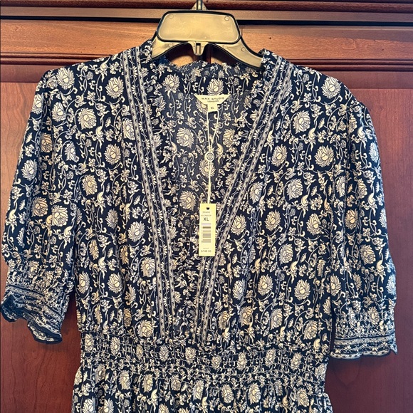 Max Studio short sleeve long dress. - Picture 4 of 4